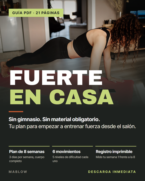 Portada de la guía Fuerte en casa: mujer haciendo una plancha sobre esterilla en el salón